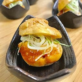 Ketam Bercili dalam Pasti Choux Ketam Bercili dalam Pasti Choux
