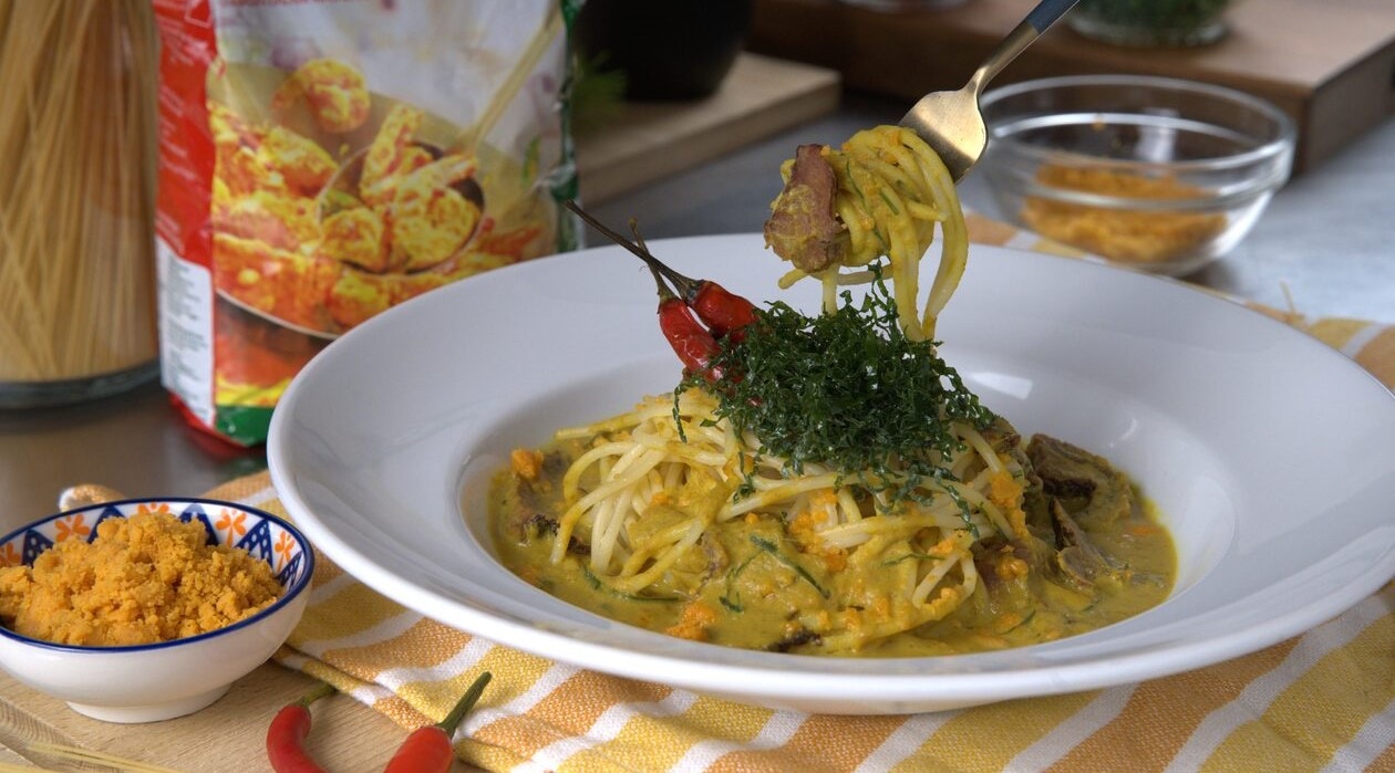 Masak Lemak Salted Egg Spaghetti with Smokey Beef – - Resipi