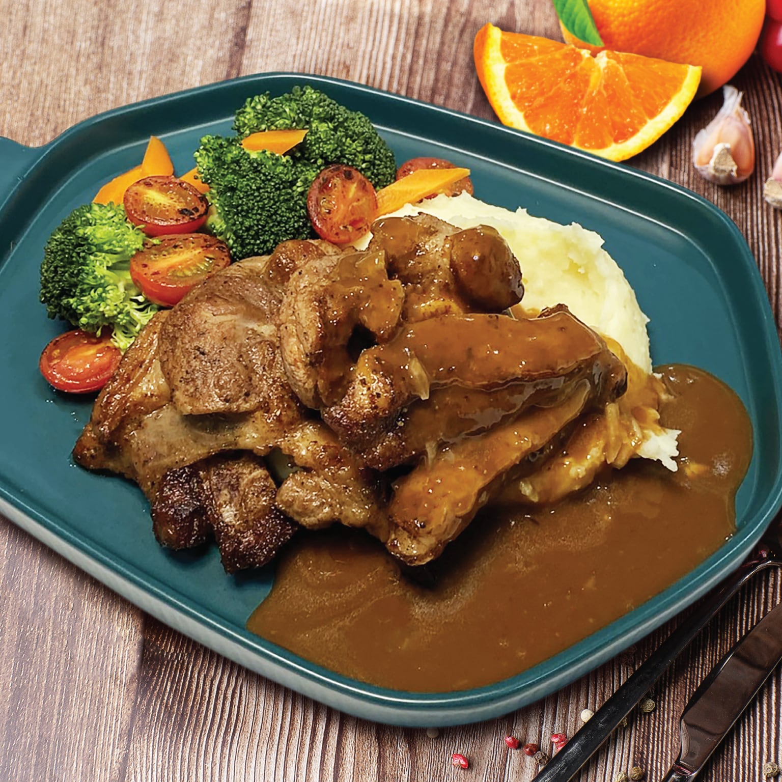 Sos Orange Demi Glace Dihidang Bersama Lamb Chop Sos Orange Demi Glace Dihidang Bersama Lamb Chop