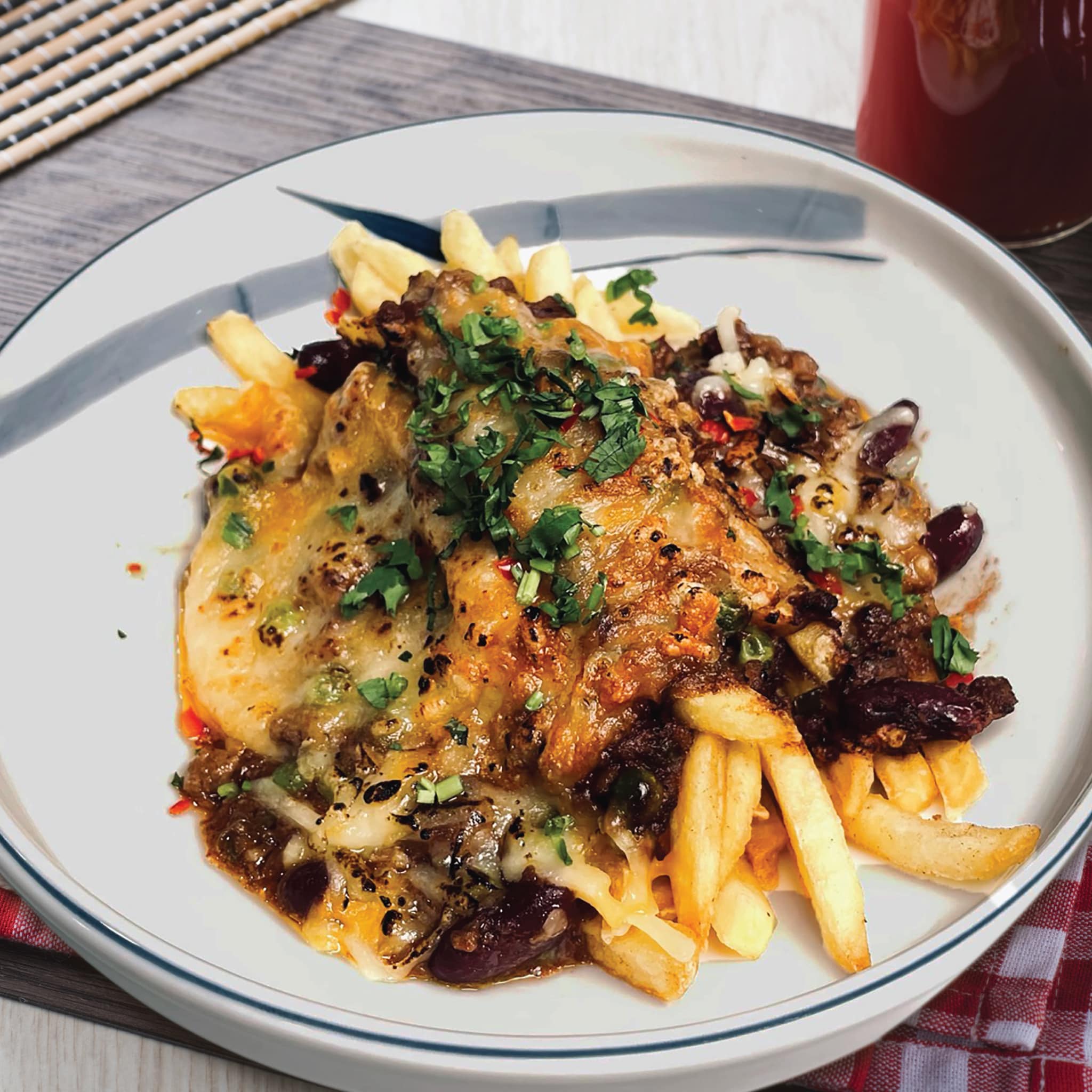 Loaded Fries with Chili Con Carne Loaded Fries with Chili Con Carne
