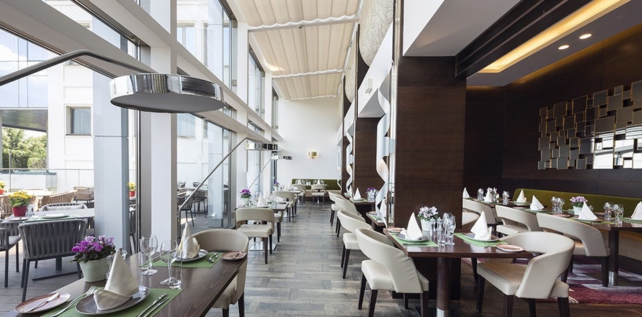 Tips and Tricks to Use Small Spaces