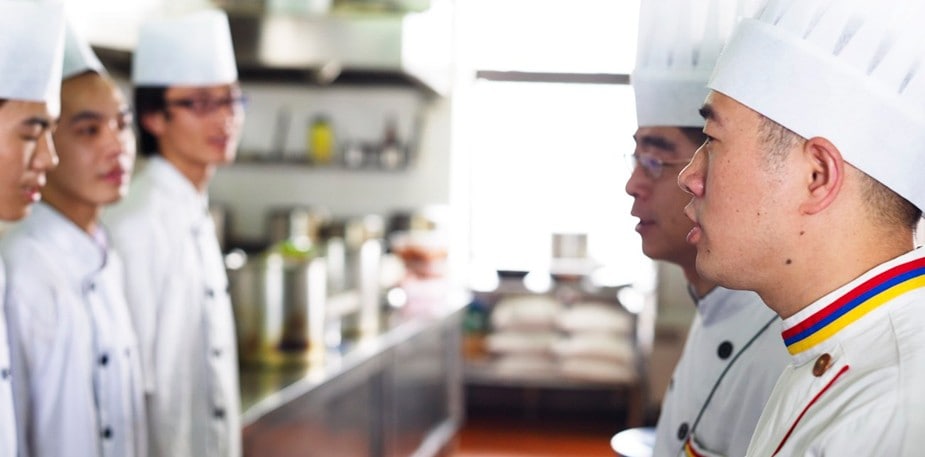 Minimise Damage During Food Poisoning Outbreak