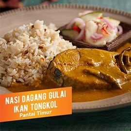 Nasi Dagang with Fish Curry (Nasi Dagang Gulai Ikan Tongkol)