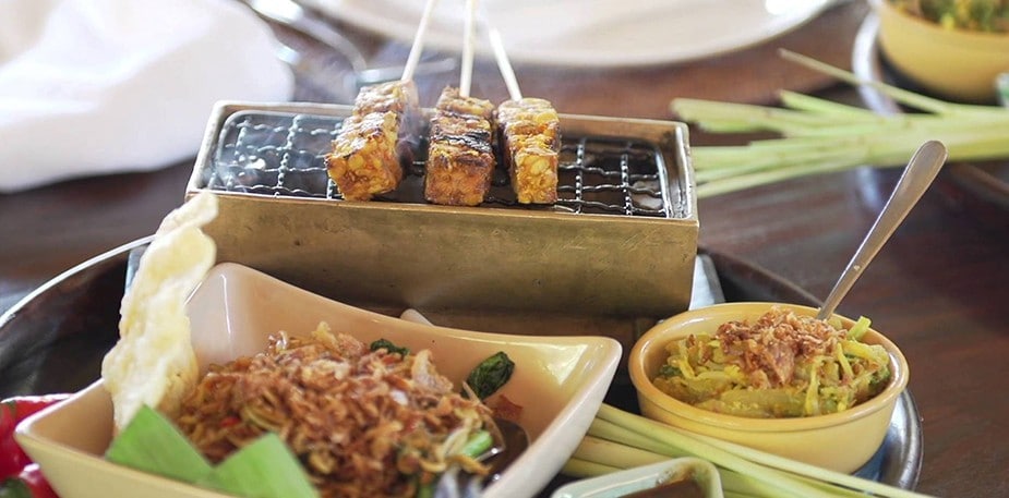 Chinese Cooking Techniques with Malay Ingredients