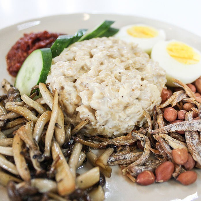 Malaysian favorite Nasi Lemak With a Twist of Oatmeal