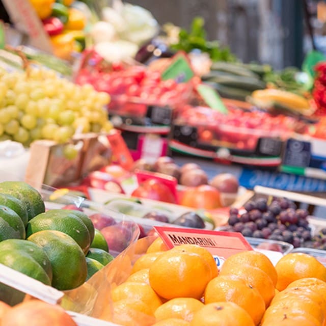 Menerokai Pasar-pasar Sicilia