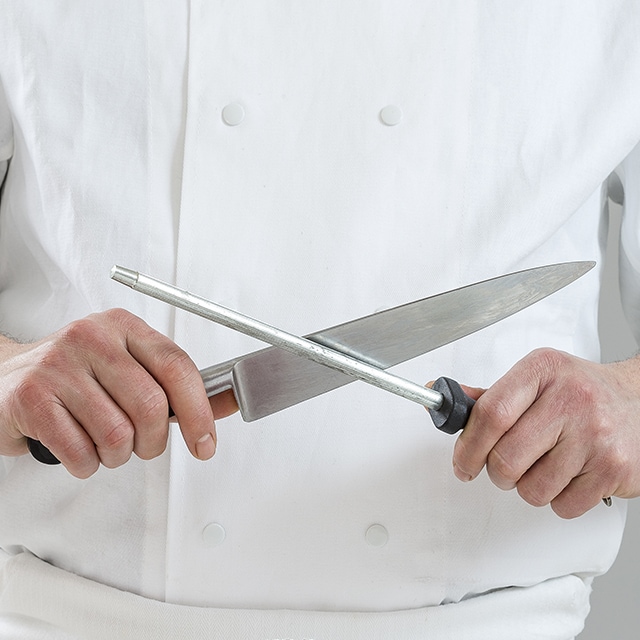 7 jenis pisau yang perlu dimiliki oleh seorang chef masakan Barat