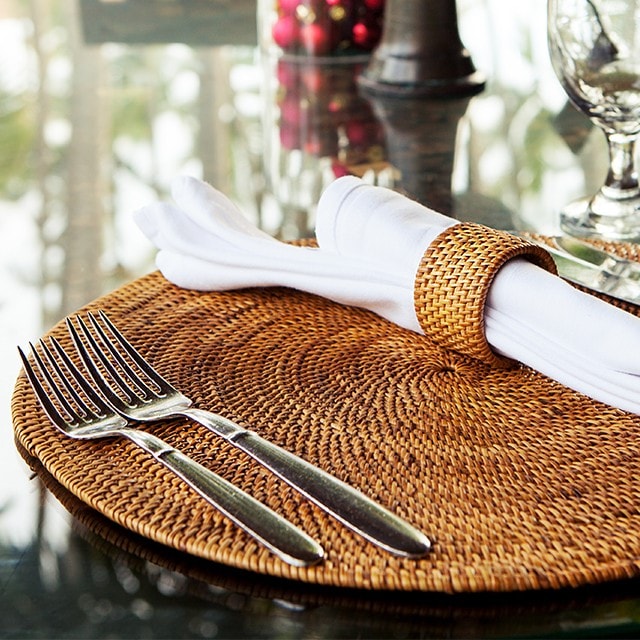 Raikan Yang Tercinta Dengan Makanan