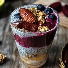 Smoothie Bowl Kurma Smoothie Bowl Kurma